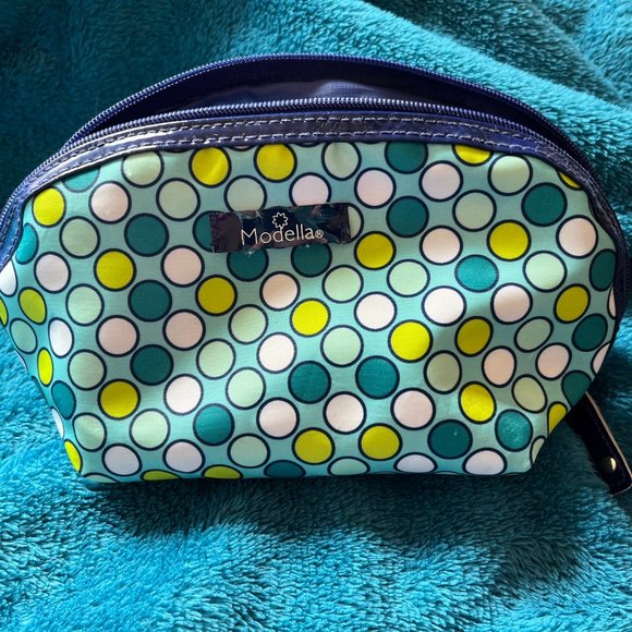 Modella Makeup Bag - Picture 2 of 6